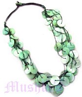Disc Mop Necklace - click here for large view